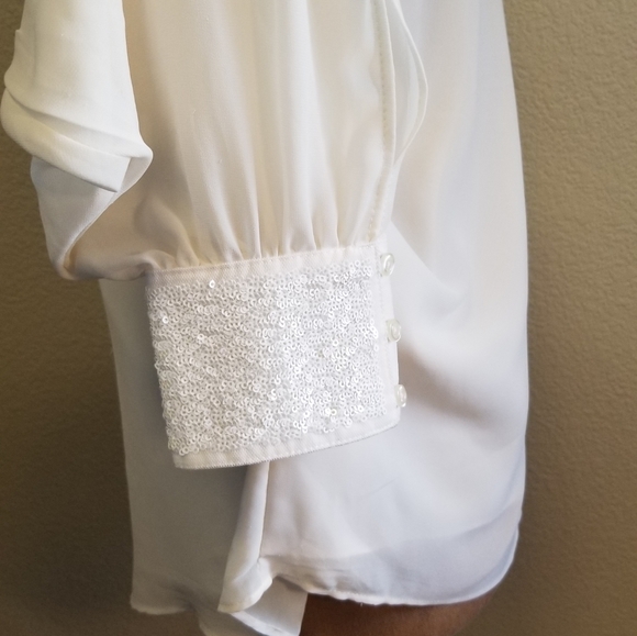 NWT JENNIFER LOPEZ Cream Sheer Long Sleeve Top - Picture 10 of 10